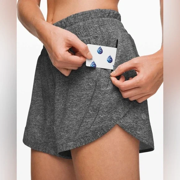 Lululemon Track That Short 5” Heather Lux Multi Black Size 6 Like New Run Shorts - Picture 4 of 9